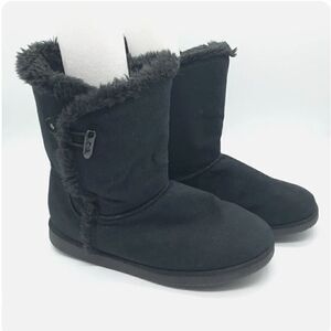 Airwalk black faux suede boots